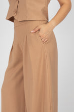 Cargar imagen en el visor de la galería, PANTALON KATHERINE CAMEL
