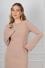 Cargar imagen en el visor de la galería, VESTIDO LUCIANA BEIGE
